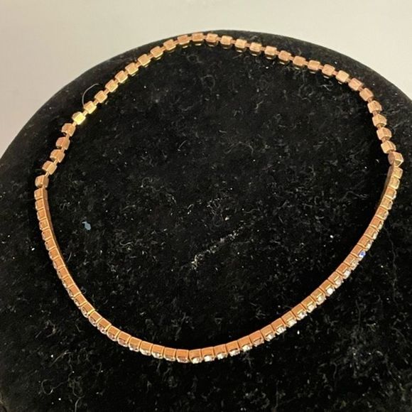 8” 1990s gold tone stackable stretch bracelet w/55 ring set Austrian crystals - Picture 3 of 5